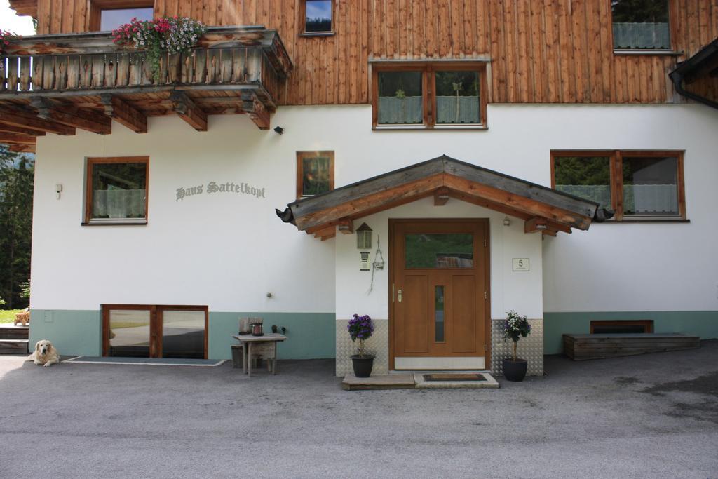 Pension Sattelkopf Sankt Anton am Arlberg Bagian luar foto