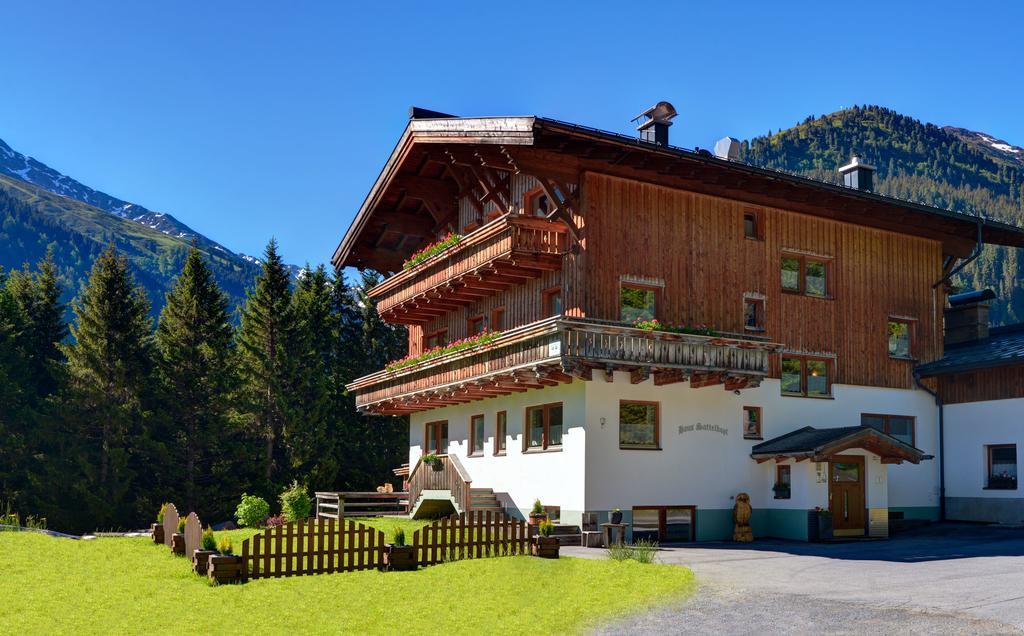 Pension Sattelkopf Sankt Anton am Arlberg Bagian luar foto